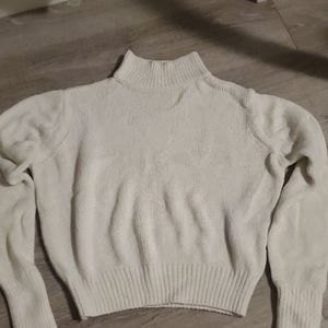 Aritzia White Sweater